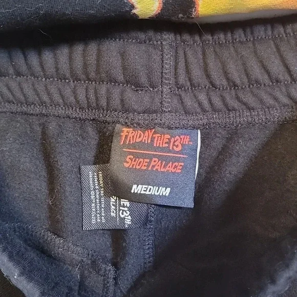 [Updated] Matching 'Nightmare on Elm Street' Sweater Set - Picture 6 of 7